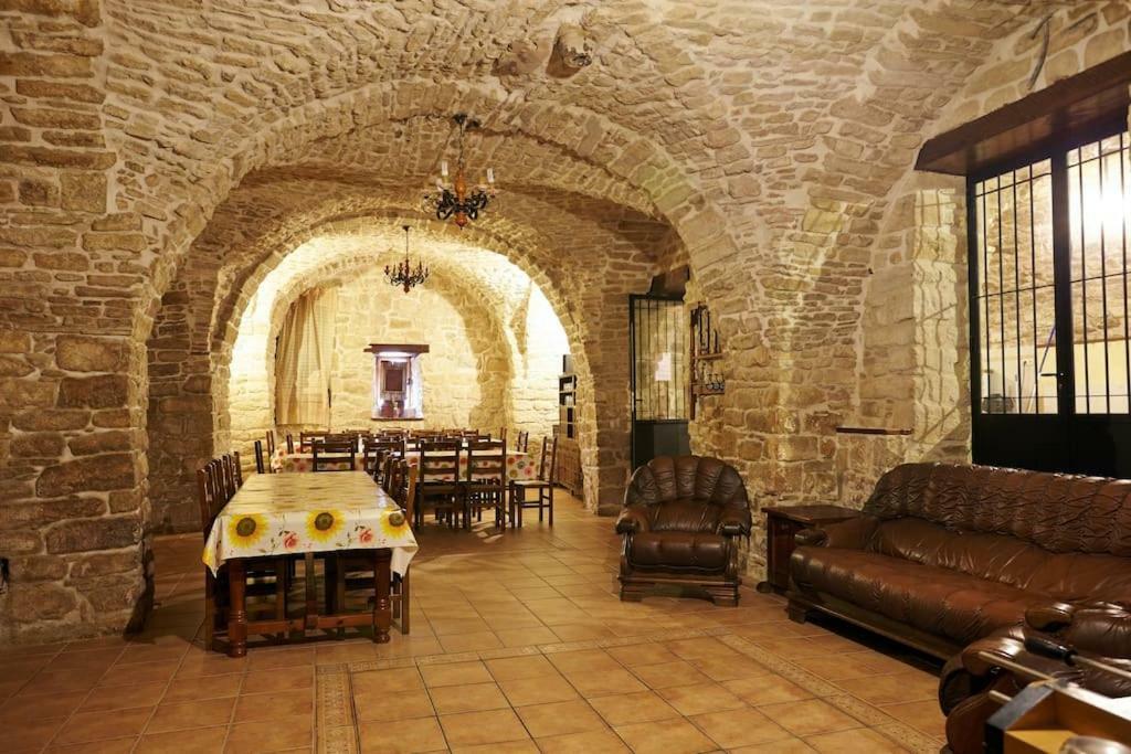 El Diezmo Artajona Dış mekan fotoğraf